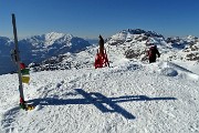 63 Croce e Madonnina del Sodadura con Grignone e Zuccone Campelli 